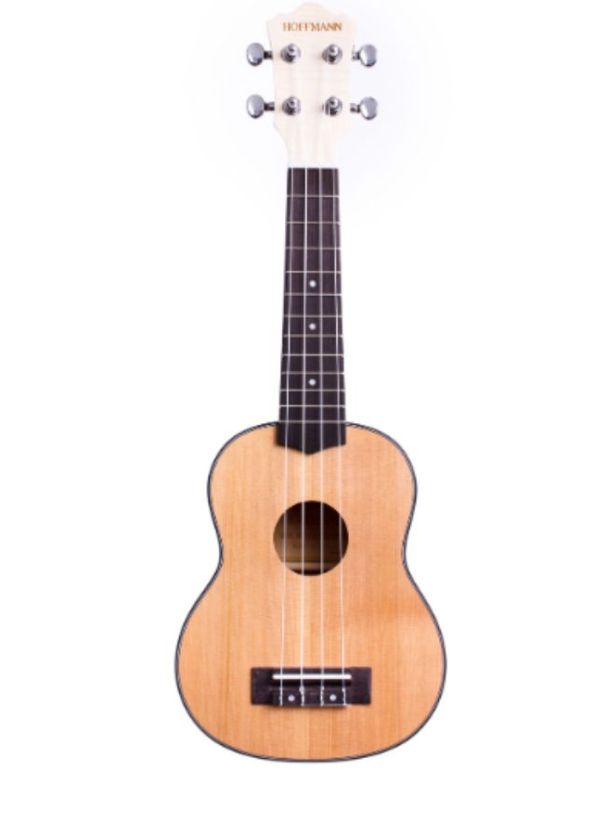 KU-SCFM-S UKELELE SOPRANO TAPA SOLIDA DE CEDRO AROS Y FONDO DE MAPLE FLAMEADO CON FUNDA
