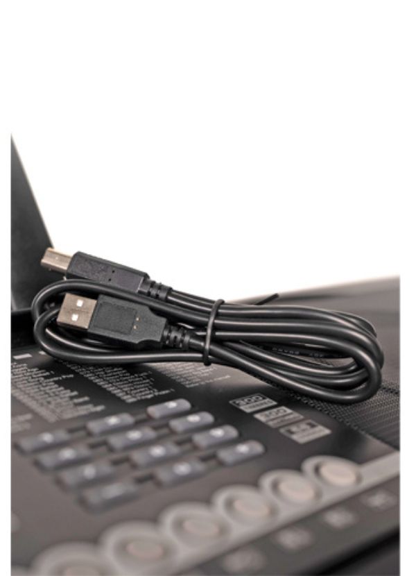 YWKB-906 TECLADO 61 TECLAS, SENSITIVO CON PUERTO USB Y MIDI. INCLUYE FUENTE.
